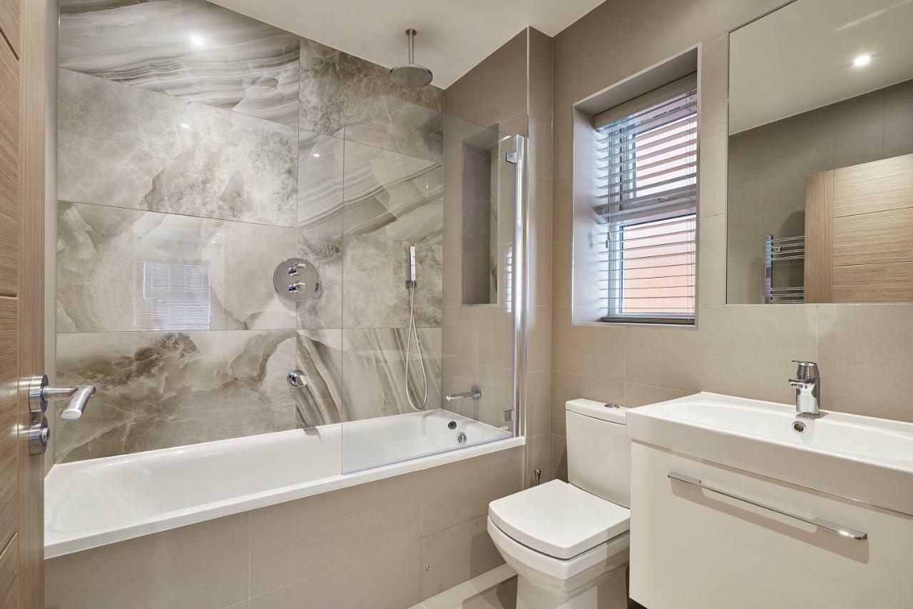 Imperial Court By Viridian Apartments Maidenhead Dış mekan fotoğraf