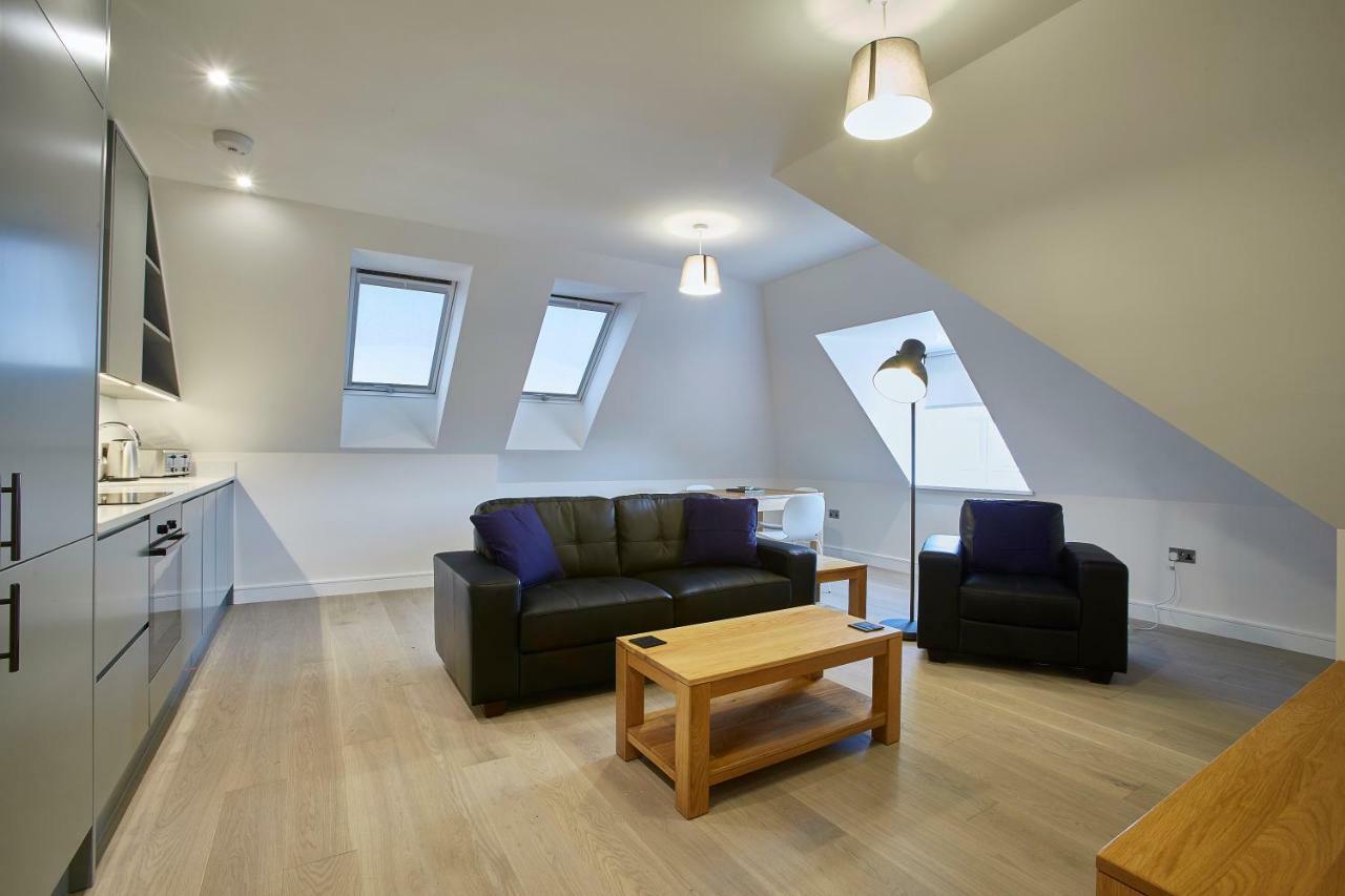 Imperial Court By Viridian Apartments Maidenhead Dış mekan fotoğraf
